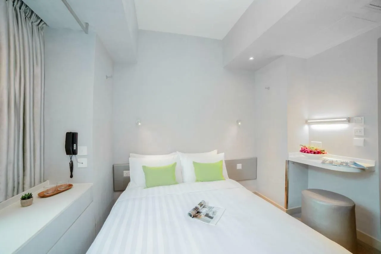 Hotel Ease Mong Kok Hong Kong 4*,