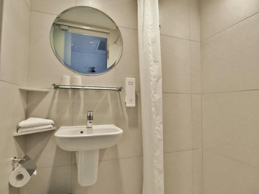 Hotel Ease Mong Kok Hong Kong 4*,  China