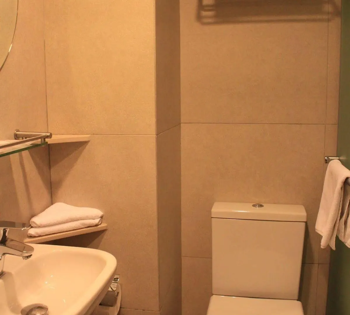 Hotel Ease Mong Kok Hong Kong