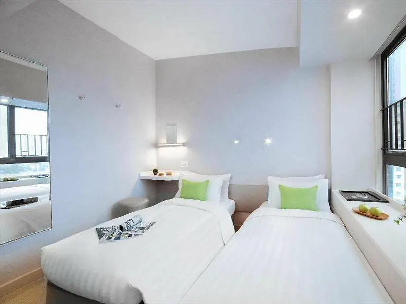 Hotel Ease Mong Kok Hong Kong 4*,  China
