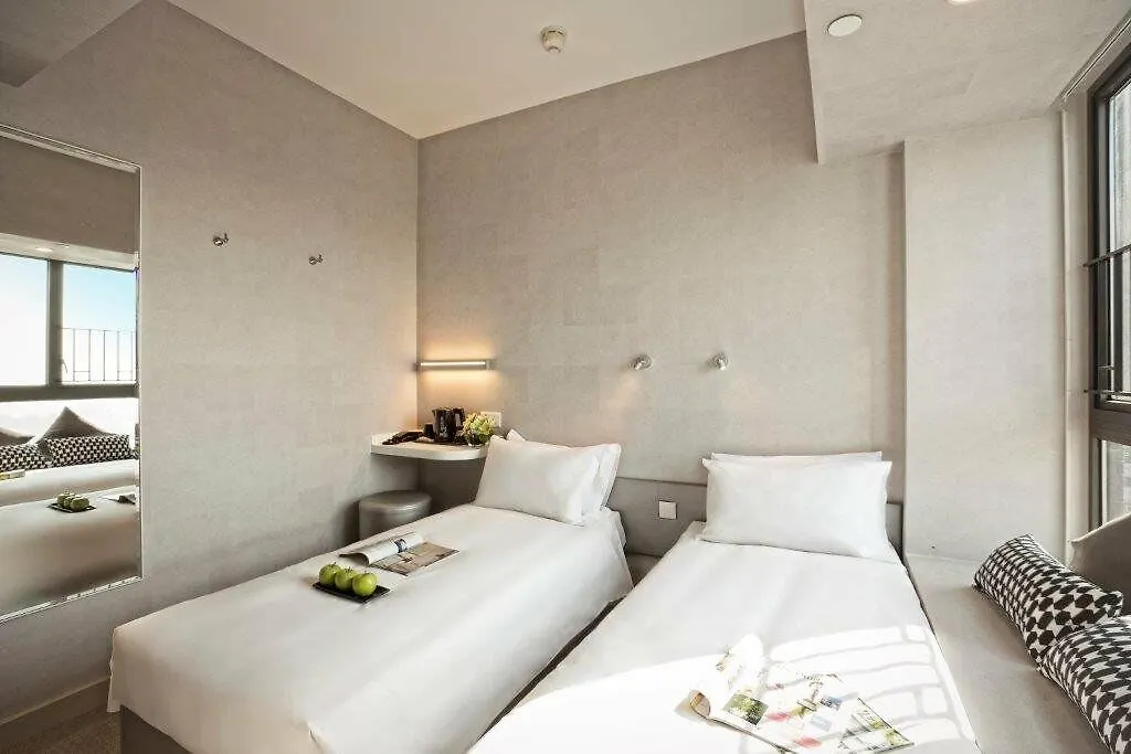 Hotel Ease Mong Kok Hong Kong 4*,
